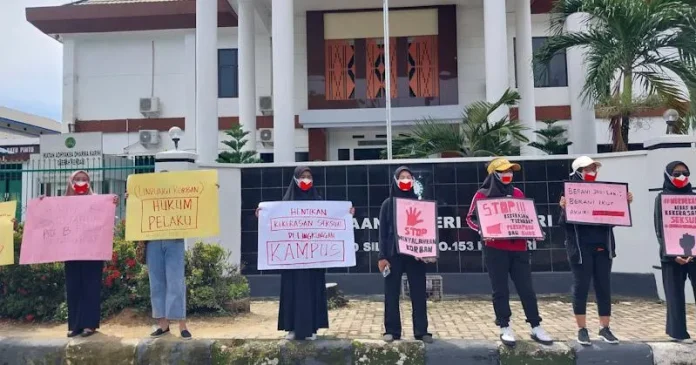 Enam Organisasi Pemerhati Perempuan Sultra Desak JPU Tuntut Prof B dengan Hukuman Setimpal