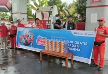 Peringati Nuzulul Quran, Pertamina Berbagi Takjil di SPBU Peringati Nuzulul Quran, Pertamina Berbagi Takjil di SPBU