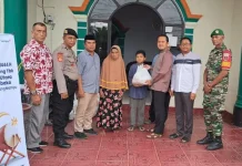 ANTAM UBPN Konut Berbagi 400 Paket Lebaran kepada Masyarakat Kurang Mampu ANTAM UBPN Konut Berbagi 400 Paket Lebaran kepada Masyarakat Kurang Mampu
