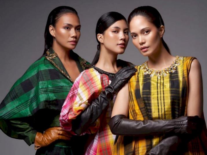 Pemprov Sultra Sukses Promosikan Busana Tenun Khas di Ajang Indonesia Fashion Week 2023