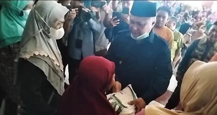 Pemkab Konawe Salurkan Cadangan Beras Pemerintah ke 22.550 Warga