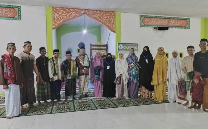 safarimubar SMAN 1 Tiworo Tengah Gelar Safari Ramadan dengan Mengisi Ceramah Tarwih