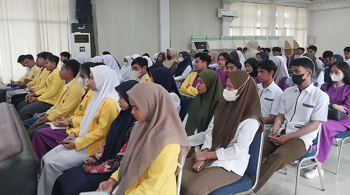 Tingkatkan Pembinaan Lembaga Mahasiswa, UMW Kendari Hadirkan Andi Lukman