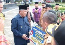 BPR Bahteramas Konawe Tebar Dividen Rp1,2 Miliar untuk 240 Desa BPR Bahteramas Konawe Tebar Dividen Rp1,2 Miliar untuk 240 Desa