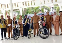 SMPN 1 Puriala dan SD 1 Wawotobi Juarai Cerdas Cermat Dikbud Konawe SMPN 1 Puriala dan SD 1 Wawotobi Juarai Cerdas Cermat Dikbud Konawe