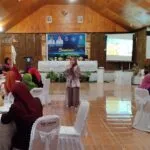 Kader PKK Wakatobi Dilatih Public Speaking, Tata Rias, dan Berbusana