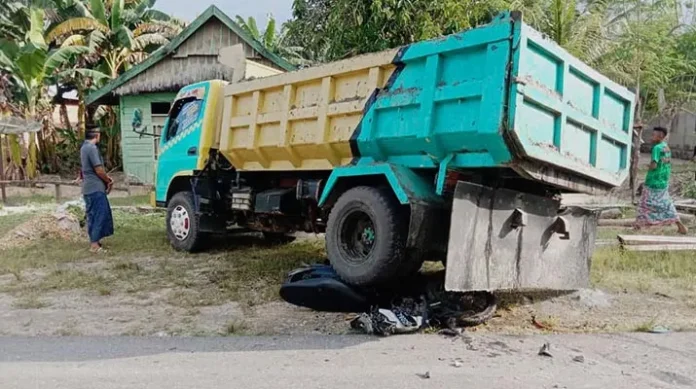 Pengendara Motor di Mubar Meninggal Dunia Usai Tabrak Truk Bermuatan Pasir