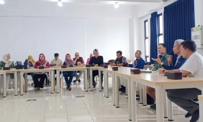 Pengembangan Ekonomi Kreatif, ITB Buka Peluang Kolaborasi dengan Dispar Sultra