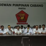 Ketua DPC Gerindra se-Sultra Tegaskan Tetap Solid di Bawah Kepemimpinan Andi Ady Aksar Ketua DPC Gerindra se-Sultra Tegaskan Tetap Solid di Bawah Kepemimpinan Andi Ady Aksar