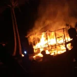 Satu Unit Rumah Panggung di Mubar Ludes Terbakar, Kerugian Ditaksir Sekitar Rp30 Juta Satu Unit Rumah Panggung di Mubar Ludes Terbakar, Kerugian Ditaksir Sekitar Rp30 Juta