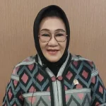 Tina Nur Alam Salurkan 2 Ribu Beasiswa S1 dan 75 Ribu Beasiswa Pelajar di Sultra Tina Nur Alam Seru Warga Sultra untuk Berbahasa Indonesia yang Baik dan Benar