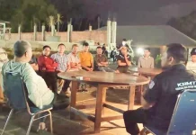 Temui Pengurus KBMT Muna, Kery Sebut Sultra akan Maju Jika Dia yang Pimpin Temui Pengurus KBMT Muna, Kery Sebut Sultra akan Maju Jika Dia yang Pimpin