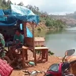 Anggota TNI Hentikan Aktivitas Tambang di Morombo Konawe Utara Anggota TNI Hentikan Aktivitas Tambang di Morombo Konawe Utara