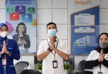 Wujudkan Inklusi Keuangan, Nasabah Ultra Mikro BRI Group Cairkan Pinjaman Secara Cashless Wujudkan Inklusi Keuangan, Nasabah Ultra Mikro BRI Group Cairkan Pinjaman Secara Cashless