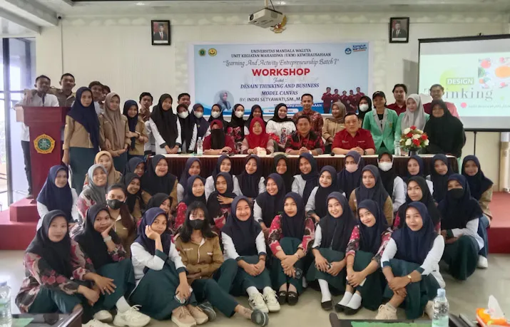 UKM Penalaran dan Kreativitas UMW Kendari Bekali Mahasiswa Kemampuan Public Speaking