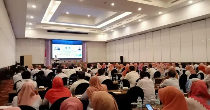 PSX_5098 Tingkatkan Kompetensi Kepala Sekolah, Pemkot Kendari Gelar Bimtek