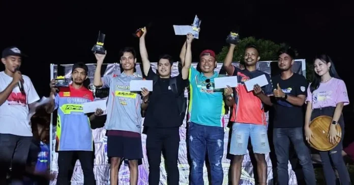PSX_5145 Tim Honda Mitra Aneka Lilo AK Sabet 4 Gelar Juara di Kejurda Road Race Putaran 2