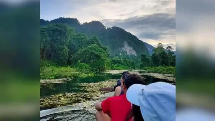 Menyusuri Keindahan Karst Matarombeo di Belantara Konawe Utara