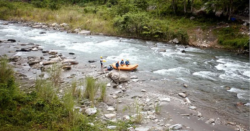 Tinukari di Kaki Mekongga, Surga Bagi Pencinta Arung Jeram