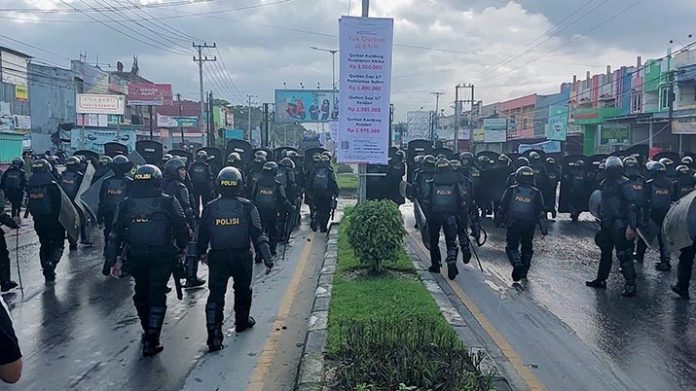 500 Personel Kepolisian Amankan Kericuhan Pascademo di Kampus UHO