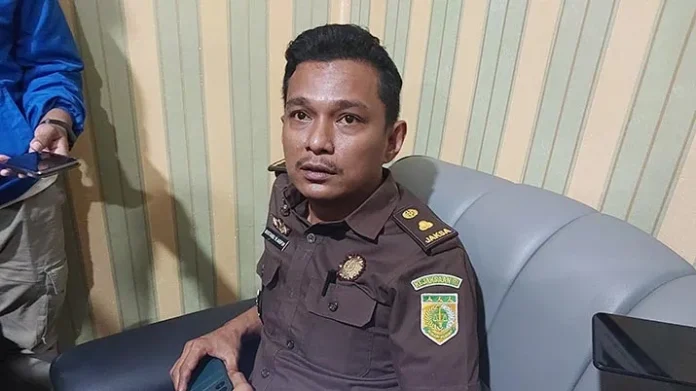 Kepala Seksi (Kasi) Intel Kejari Kendari, Bustanil N. Arifin