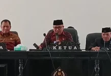 DPRD dan Pemkab Konawe Gelar Rapat Penandatanganan Nota Kesepahaman Penggunaan APBD 2022 DPRD dan Pemkab Konawe Gelar Rapat Penandatanganan Nota Kesepahaman Penggunaan APBD 2022