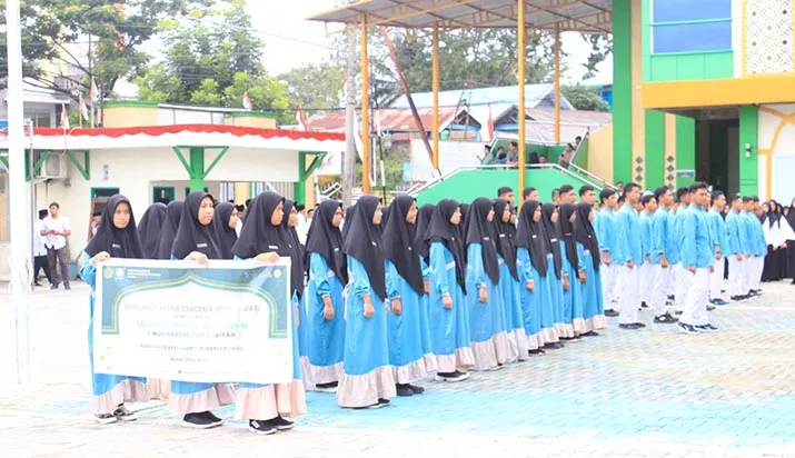 MAN IC Kendari Juarai Pawai Kirab 1 Muharam