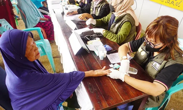 Masyarakat Konkep Antusias Ikut Pemeriksaan Kesehatan Gratis dan Lomba Balita Sehat