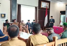 Staf Ahli Gubernur Resmi Dilantik Jadi Pj Sekda Wakatobi Staf Ahli Gubernur Resmi Dilantik Jadi Pj Sekda Wakatobi