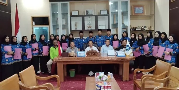 41 P3K di Wakatobi Terima SK Pengangkatan