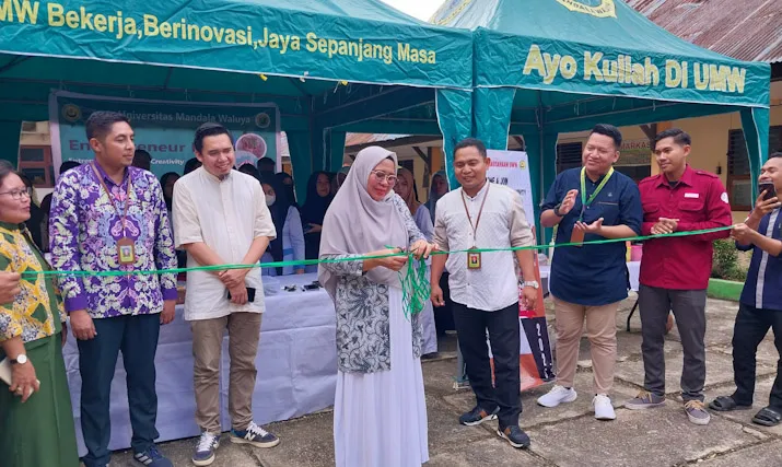 Tumbuhkan Wirausaha Mahasiswa, UKM Kewirausahaan UMW Kendari Gelar Entrepreneur Day's