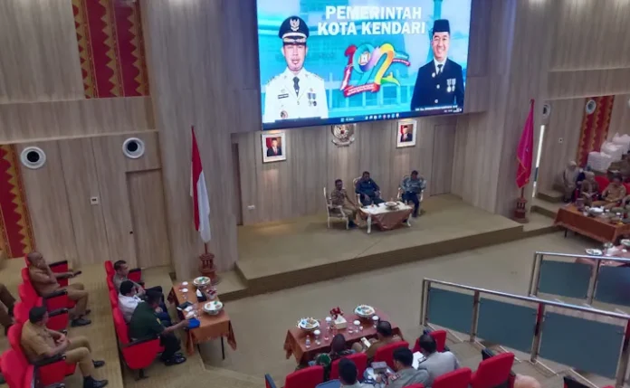 PSX_20230725_094129 Pemkot Kendari Bakal Menata Parkir Liar