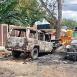 Kebakaran Bengkel di Perdos UHO Hanguskan 2 Unit Mobil, Kerugian Ditaksir Ratusan Juta Kebakaran Bengkel di Perdos UHO Hanguskan 2 Unit Mobil, Kerugian Ditaksir Ratusan Juta