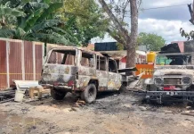 Kebakaran Bengkel di Perdos UHO Hanguskan 2 Unit Mobil, Kerugian Ditaksir Ratusan Juta Kebakaran Bengkel di Perdos UHO Hanguskan 2 Unit Mobil, Kerugian Ditaksir Ratusan Juta
