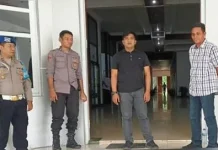 Dugaan Korupsi Dana PEN, KPK Geledah Kantor Bupati Muna dan Rumah Ketua DPC Gerindra Dugaan Korupsi Dana PEN, KPK Geledah Kantor Bupati Muna dan Rumah Ketua DPC Gerindra