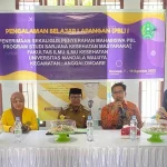 59 Mahasiswa S-1 Kesmas UMW Kendari Laksanakan PBL 1 di Kecamatan Anggalomoare 59 Mahasiswa S-1 Kesmas UMW Kendari Laksanakan PBL 1 di Kecamatan Anggalomoare