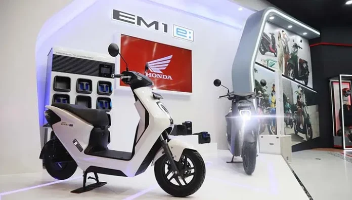 Jawab Penantian Konsumen, AHM Luncurkan Sepeda Motor Listrik Honda EM1 e: