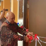 UMW Resmikan Galeri Investasi dan Gelar Seminar Investasi Pasar Modal UMW Resmikan Galeri Investasi dan Gelar Seminar Investasi Pasar Modal