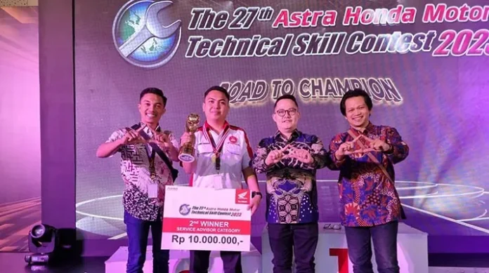 Asmo Sulsel Raih Juara 2 Kategori Service Advisor dalam Ajang Astra Honda Motor Technical Skill Contest 2023