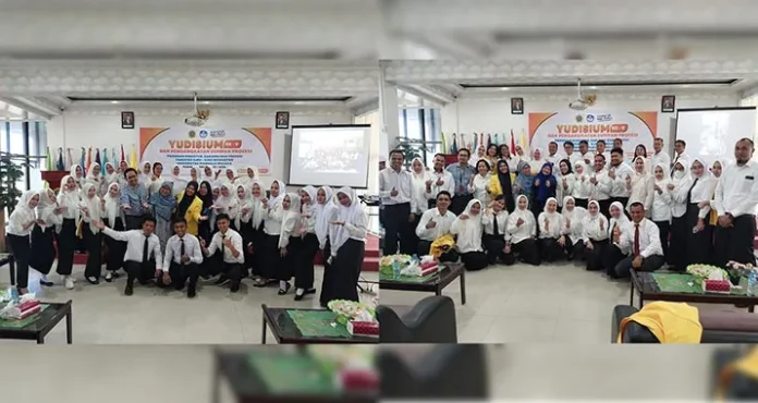 Fakultas Ilmu-Ilmu Kesehatan UMW Kendari Yudisium 97 Mahasiswanya