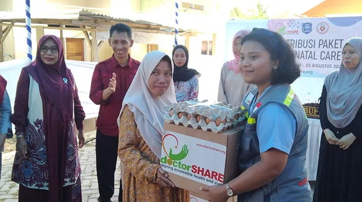 DoctorShare Salurkan Paket Antenatal Care kepada Ibu Hamil dan Menyusui di Pulau Wangiwangi