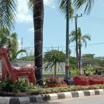 Sambut HUT RI, Taman di Jalan Protokol Kota Raha Dihias Sambut HUT RI, Taman di Jalan Protokol Kota Raha Dihias