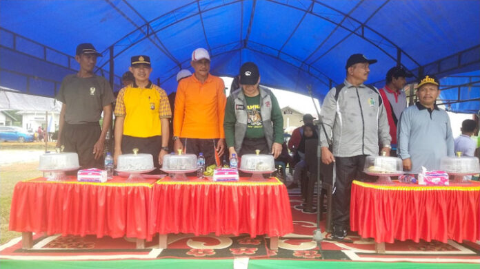 Peringati HUT RI ke-78, Asisten III Setda Konawe Buka Kegiatan Olahraga di Onembute