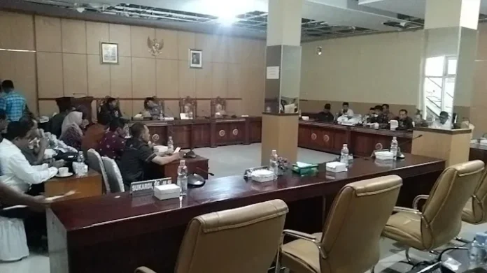 Peserta Tak Kuorum, Rapat Paripurna DPRD Wakatobi Ditunda