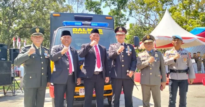 Pemkab Konawe Serahkan Satu Unit Mobil Dalmas ke Polres Konawe