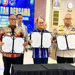 Pemkab Mubar dan Polda Sultra Teken MoU Pendidikan dan Pelatihan Bagi Pencari Kerja Berbasis Klaster Kompetisi Pemkab Mubar dan Polda Sultra Teken MoU Pendidikan dan Pelatihan Bagi Pencari Kerja Berbasis Klaster Kompetisi
