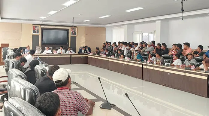 DPRD Kendari Beri Rekomendasi Pencabutan Sanksi SPBU Martandu