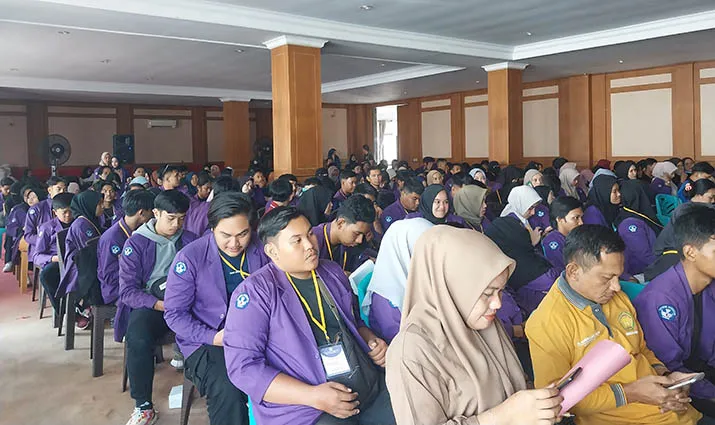 Bupati Konut Janji Beri Rp5 Juta per Posko untuk Mahasiswa KKN Unilaki