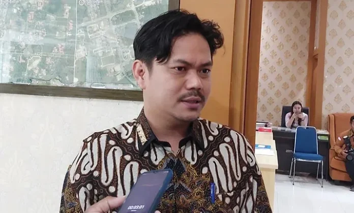 Abdul_Aziz Pelaksana Tugas (Plt) Bupati Kolaka Timur (Koltim), Abdul Aziz