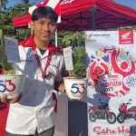 Asmo Sulsel Bagikan Tanaman Hias Meja di Honda Jagoanku On Sunday Asmo Sulsel Bagikan Tanaman Hias Meja di Honda Jagoanku On Sunday